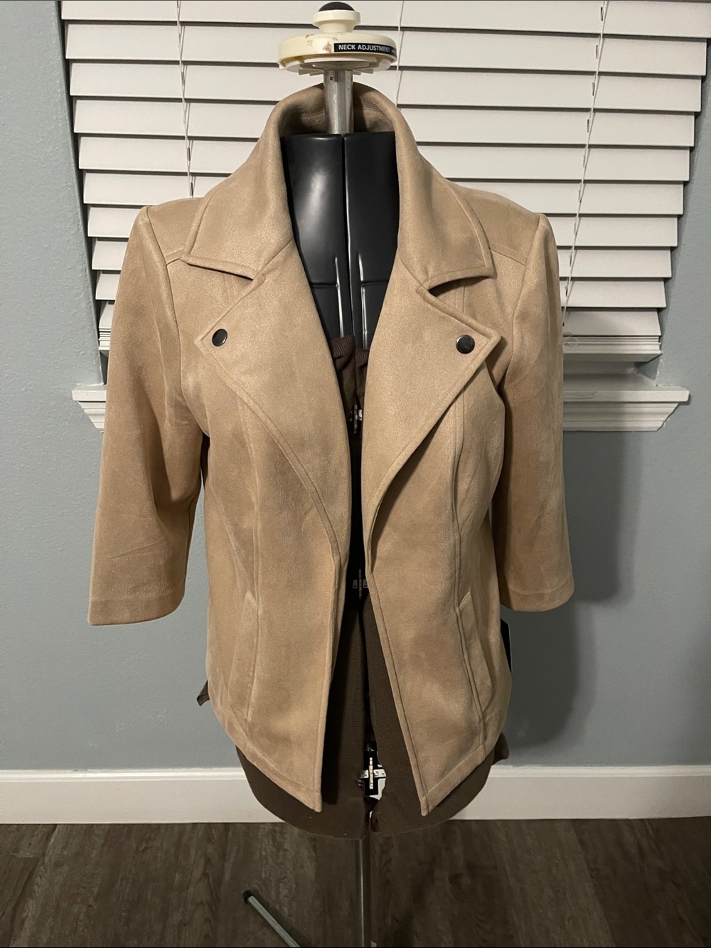 Women's Tan Suede Moto Jacket - Tailored Lightweight Outerwear